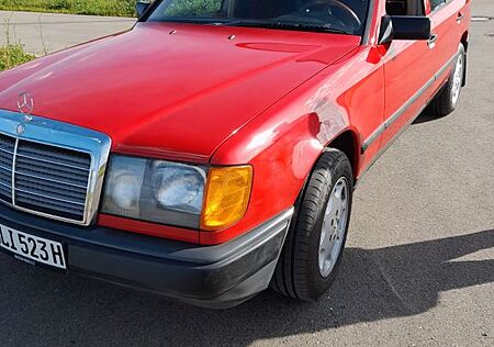 Mercedes-Benz 200 Diesel W124