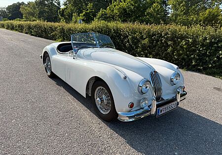 Jaguar XK 140
