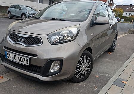 Kia Picanto 1.0 TÜV Neu