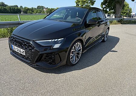 Audi RS3 Garantie, 280, Matrix, B&O, RSAga, allblack