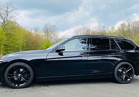 BMW 320d Touring Advantage
