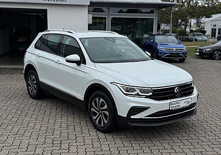 VW Tiguan gebraucht kaufen VW Tiguan Volkswagen 1.5 TSI DSG Active Stdhz. IQ.Light Matrix