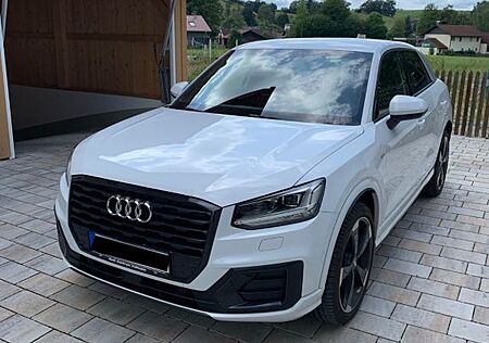 Audi Q2 1.4 TFSI COD S tronic sport sport