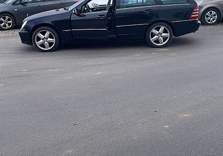 Mercedes-Benz C 220 CDI T AVANTGARDE Sport Edition