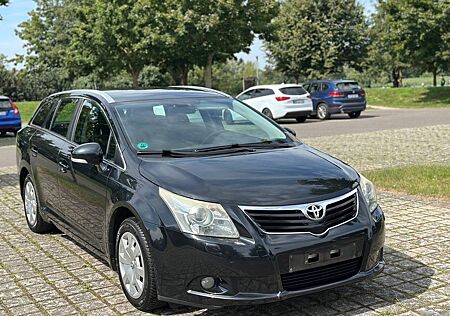 Toyota Avensis Combi Sol 1.8 Valvematic Sol Top Zustand