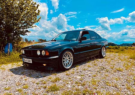 BMW 535i e34 M-Technik/Schalter/Eisenmann/Leder/H