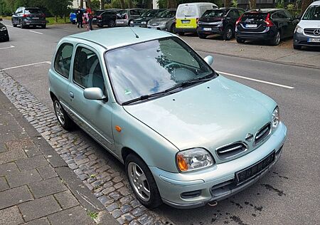 Nissan Micra 1.0 Fresh Fresh