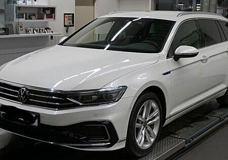 VW Passat Volkswagen 1.4 TSI DSG GTE GTE Standheiz. / Garantie