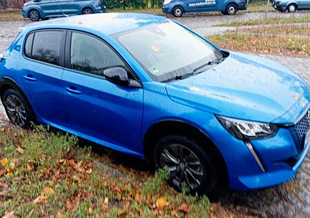 Peugeot e-208 136 Active Pack Active Pack