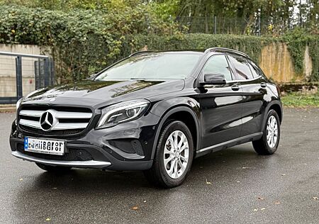 Mercedes-Benz GLA 200 d 4MATIC DCT Urban Urban