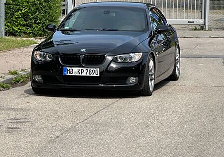 BMW 320i Cabrio -