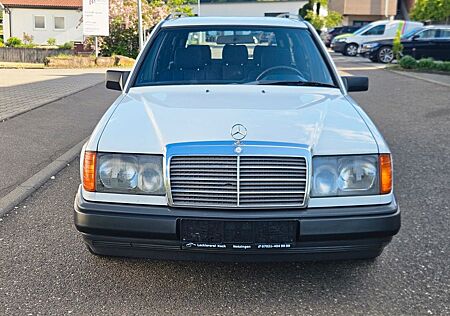Mercedes-Benz 200 124 T Modell mit H-Zulassung 1.Hand