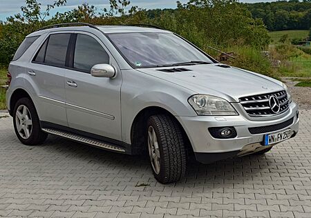 Mercedes-Benz ML 500 4MATIC -