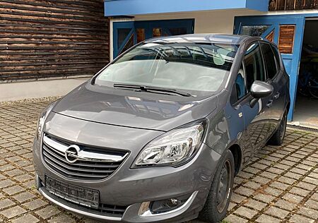Opel Meriva Automatik mit Parkremplern, fahrtauglich