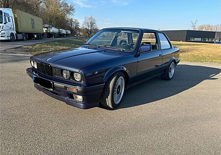 BMW 318is
