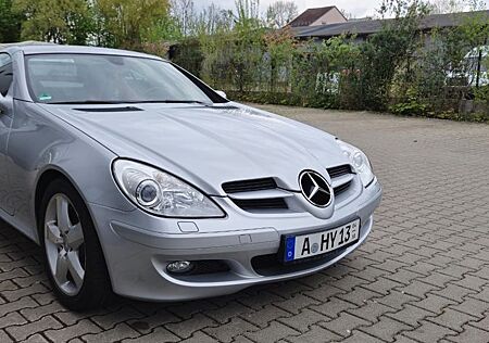 Mercedes-Benz SLK 350 -