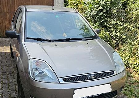 Ford Fiesta 1.4L 16V JH1 Ghia Edition