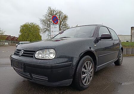 VW Golf Volkswagen 2.0 Auto Basis