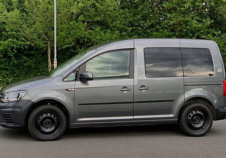 VW Caddy Volkswagen 2,0TDI / Klimaautomatik / TÜV 02/2027