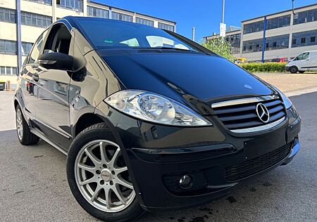 Mercedes-Benz A 150 A150 TÜV Automatik Leder PDC 8-Fach Räder