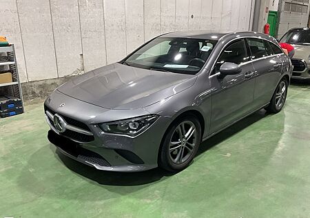 Mercedes-Benz CLA 180 Shooting Brake * NAVIGATION * ALU * LED