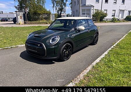 Mini Cooper SE , **Resolute Edition**, PDC, SHZ, 17ALU