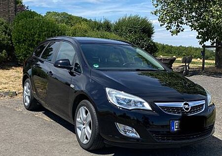 Opel Astra Sports Tourer 1.4 ecoFLEX Selection Se...