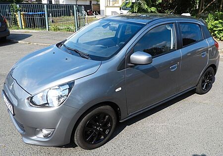 Mitsubishi Space Star 1.2 Benzin 80 PS 1.Hand Scheckheft