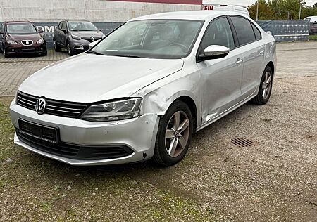 VW Jetta Volkswagen VI Comfortline 1.6 TDI Limousine Navi