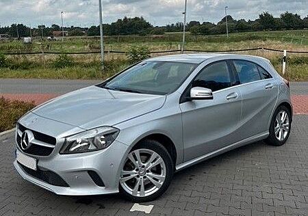 Mercedes-Benz A 180 URBAN - MOBILITÄTSGARANTIE, BUSINESS PAKET