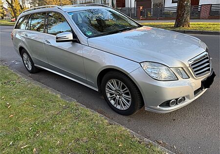 Mercedes-Benz E 220 CDI T BlueEFFICIENCY ELEGANCE ELEGANCE
