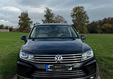 VW Touareg Volkswagen 3.0 V6 TDI SCR 150kW Tiptronic -