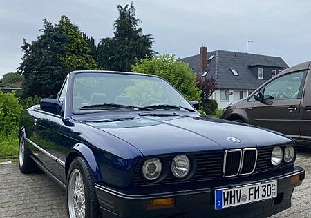 BMW 318i E30 Cario
