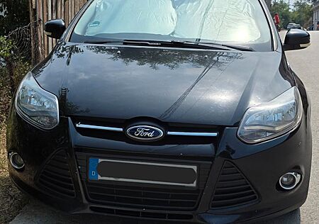 Ford Focus 1,6TDCi 85kW S/S Champions Edition Tur...