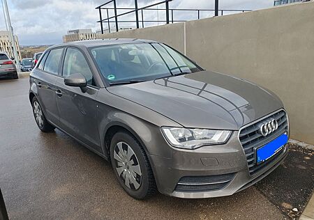 Audi A3 2.0 TDI Attraction Sportback Attraction
