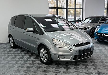 Ford S-Max Trend optisch & technisch okay