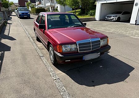 Mercedes-Benz 190