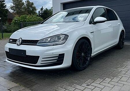 VW Golf Volkswagen 2.0 TDI DSG GTD Scheckheft, DPF NEU!