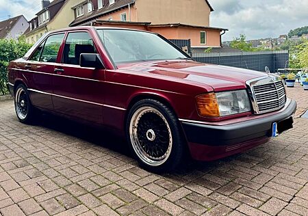 Mercedes-Benz 190