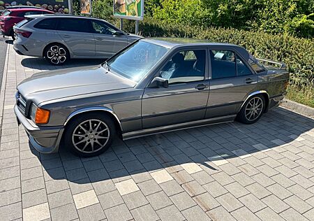 Mercedes-Benz 190