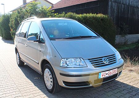 VW Sharan Volkswagen 2.0TDI (DPF) Comfortline