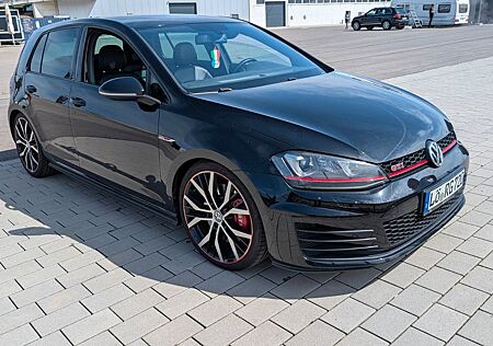 VW Golf Volkswagen 2.0 TSI BMT GTI Performance GTI Performance