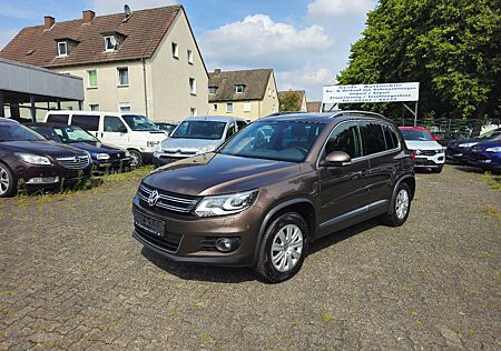 VW Tiguan Volkswagen Sport & Style 4Motion Bi-Xenon*Navi*AHK