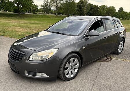 Opel Insignia 2.0 CDTI EURO 5 SportsTourer NAVI PDC