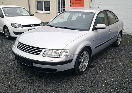 VW Passat Volkswagen VR5 Automatik