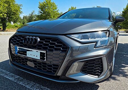 Audi A3 35 TFSI S line Limousine S line