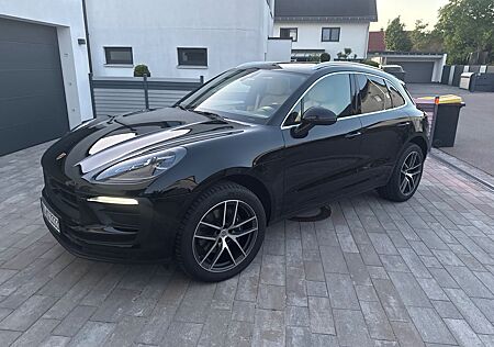 Porsche Macan Schwarz Bose Beige AHK LED