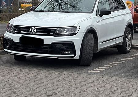 VW Tiguan Volkswagen 2.0 TDI SCR 140kW DSG 4MOTION Highlin...