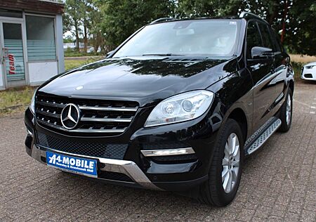 Mercedes-Benz ML 350 BlueTec W166 Navi Leder Kamera Pano SHZ