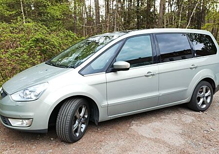 Ford Galaxy 2,0 TDCi 85kW DPF Ghia Ghia
